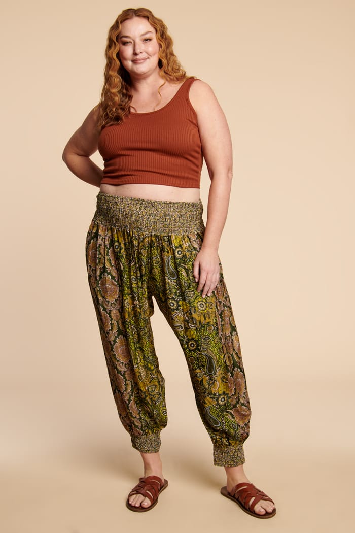 Meditation pants top